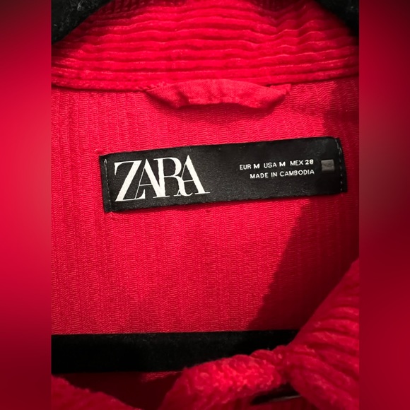 Red Jacket - Picture 6 of 6